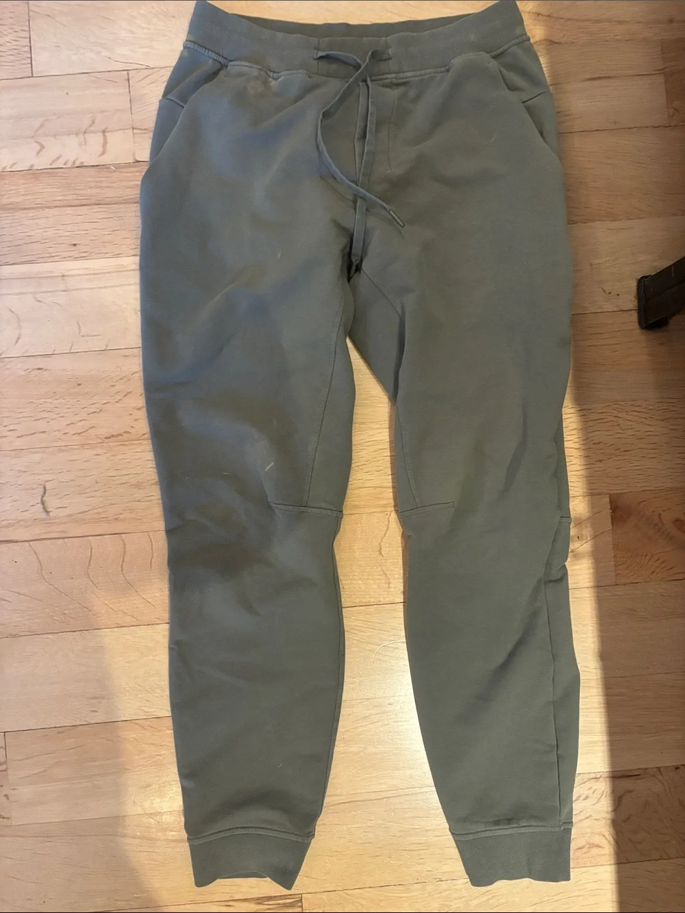 lululemon athletica Men's Olive Green Drawstring Joggers